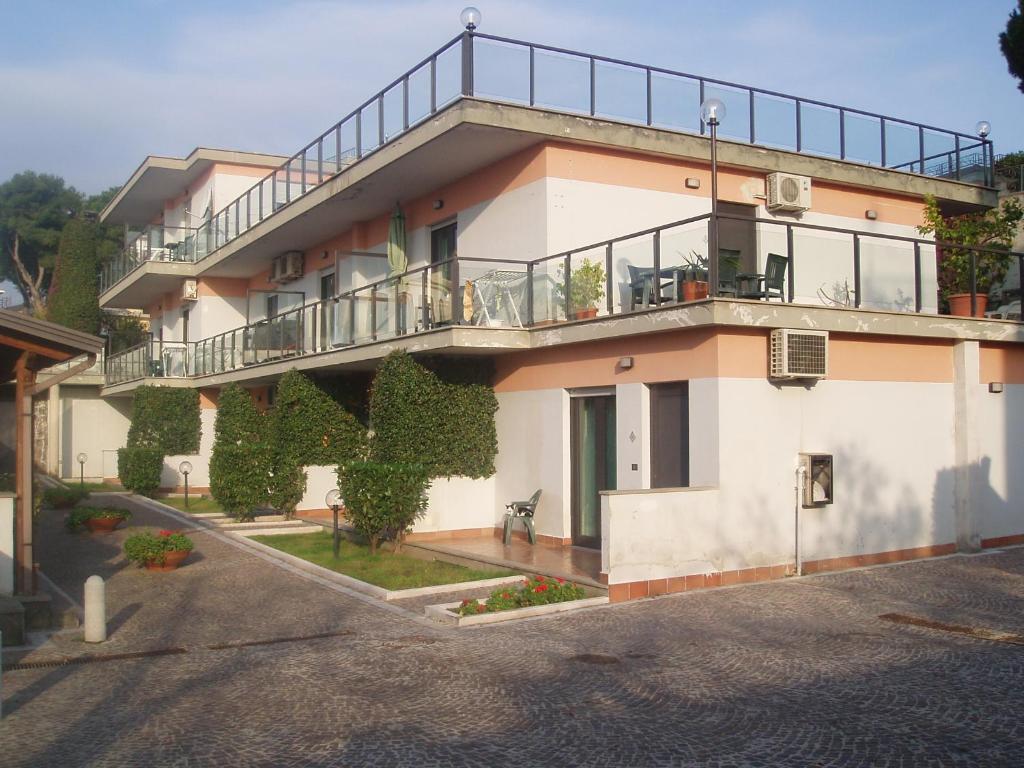 Miramare Residence Pozzuoli Eksteriør billede