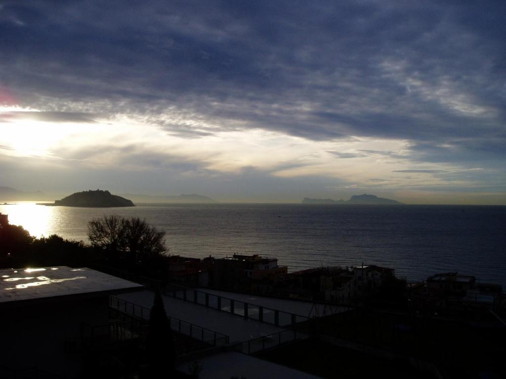 Miramare Residence Pozzuoli Eksteriør billede