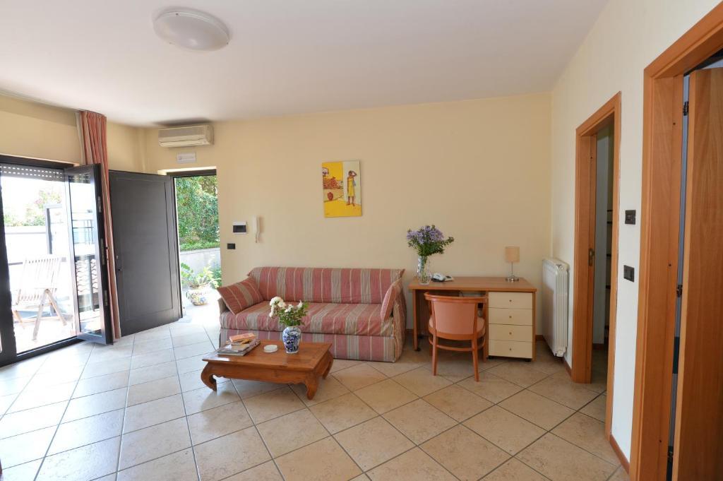 Miramare Residence Pozzuoli Værelse billede
